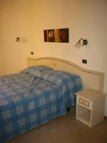 Hotel La Zorza Riomaggiore 0*,