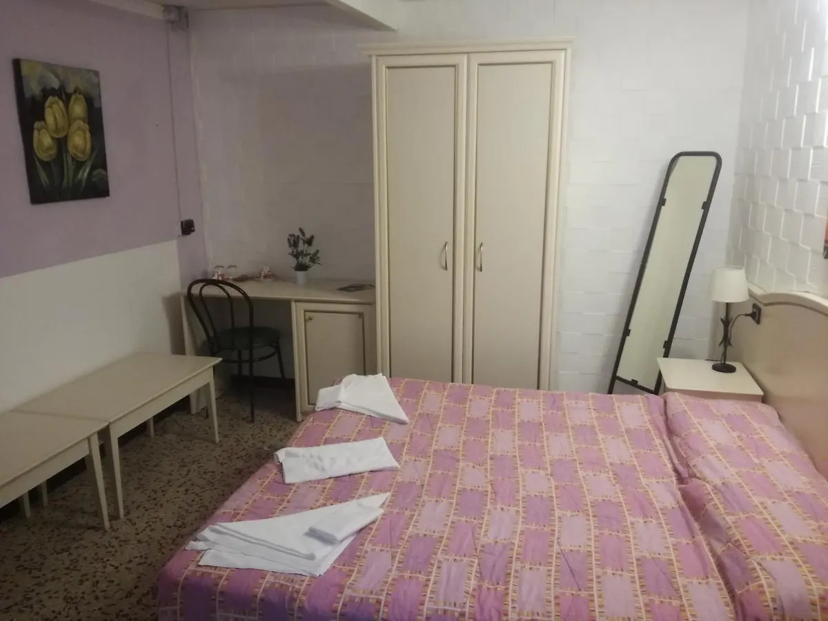 Hotel La Zorza Riomaggiore 0*,  Itália